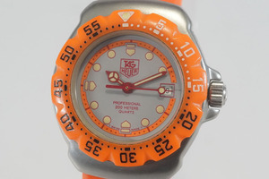 1円~【u827】実働　TAG HEUER／タグ・ホイヤー　WA1413　プロフェッショナル　クオーツ　レディース　グレー文字盤　正規品ベルト　