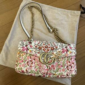 ●Gucciグッチ23AW小花柄GGマーモントバッグ新品