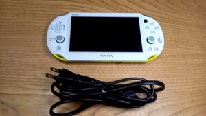 良品 送料600円　動作品　初期化済　SONY　PS VITA PCH-2000　ライムグリーン