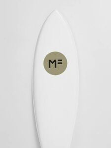 スーパーセール!新品！未使用！大特価！MF SOFT BOARD KUMA FISH WHITE FCS2 TRI 5