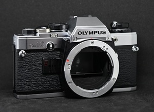 OLYMPUS OM-10ボデー