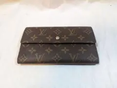 ルイヴィトン LOUIS VUITTON ポルトトレゾール