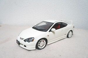 オートアート ホンダ インテグラ タイプR DC5 1/18 ミニカー 白