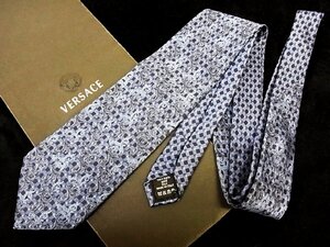 ♪今週の特売980円～♪1851♪状態並品【VERSACE】ヴェルサーチ【植物 装飾 柄】