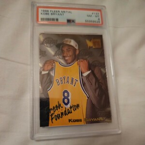 超激レア 96-97 Metal KobeBryant コービーブライアント SP RC ＃137 Lakers NBA レジェンド HOF スーパースター PSA8 デザインかっこいい