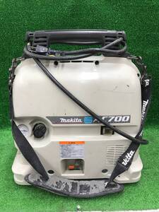 【中古品】★makita(マキタ) 一般圧エアコンプレッサ 5L AC700　IT4JBQAPK2GM