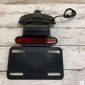 【中古品】Harley-Davidson 純正 ナンバーステー FLSLソフテイルスリム ナンバー灯 リフレクター 67900316 ハーレーダビッドソン ハーレー.