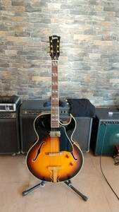 Burny (Fernandes) RFA-65 ES-175　スタイルのフルアコです　ハードケース付属　美品です。