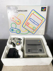 ★ 中古★Nintendo 任天堂 SFC スーパーファミコン 本体 ＋ コントローラー SHVC-005 ×2個　箱付【HVC-002】DJE5