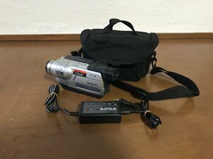 【中古】SONY ビデオカメラ ハンディカム 2.5型液晶 CCD-TRV106 NTSC ケース付き