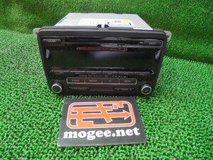 9EW4584 IJ4)) フォルクスワーゲン ザ・ビートル DBA-16CBZ デザイン 純正 ＣＤプレーヤー　　ＶＷ-1K0 035 183B