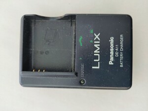 0034 Panasonic パナソニック LUMIX バッテリーチャージャー 充電器 コンパクトデジタルカメラ用 DE-A11A