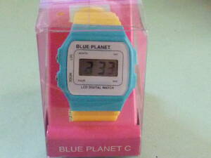 BLUE　PLANET　デジタル腕時計　角型 ブルー＆イエロー デジタルウオッチブループラネット LR41G212 腕時計 アクセサリー スクエア 