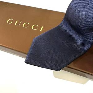 美品 GUCCI ネクタイ シルク100% ネイビー 2410-546