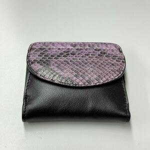 折りたたみ財布　パイソンレザー　ヘビ革　パープル　ミニ財布　折り財布　ショートウォレット　コンパクトウォレット　