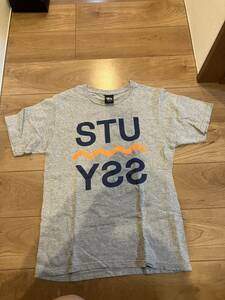 STUSSY　ステューシー　Tシャツ　Sサイズ