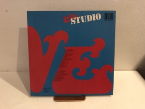 【中古品】Love/Studio Live MCA-27025 LP #100170