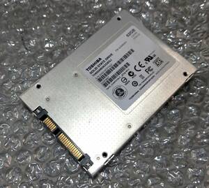 【中古パーツ】2.5 SATA SSD 1台　正常 TOSHIBA THNSNB062GBSJ 62GB 使用時間53620H ■SSD6045