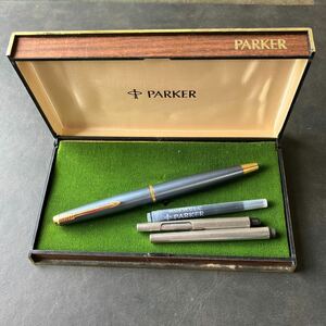 PARKER パーカー 万年筆 筆記用具 文房具 インク　ケース付き★31