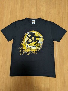 阪神　タイガース　Tシャツ　ユニフォーム　S