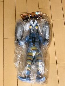 HGウルトラマン 大型　バルタン星人　バンプレスト　ウルトラセブン 怪獣 未開封　中古品