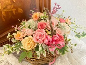 Handmade◆お花の贈り物◆プリザーブドフラワー◆original basket arrangement◆優しいPastel color◆枯れない花◆水やり不要＊