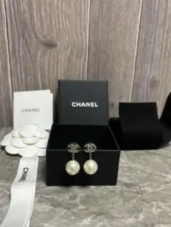 正規品！CHANEL パール付きイヤリング　箱付き