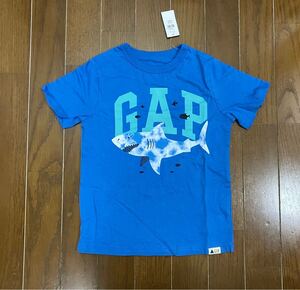 新品タグ付き☆GAPギャップ☆半袖Tシャツ☆110cm☆青色☆シャーク☆サメ☆鮫☆男の子