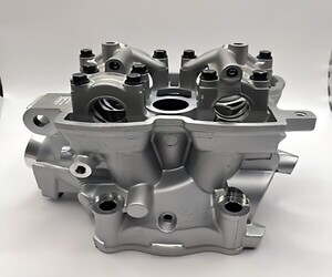 ヤマハ YZ250F シリンダーヘッド Cylinder Head YAMAHA 純正 Genuine JDM OEM メーカー純正品 未使用