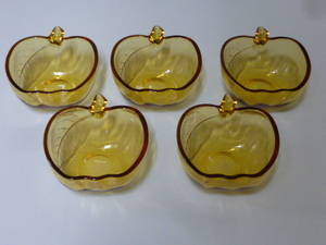 昭和レトロ　ガラス 器 小鉢 ナッツボール アンバー カップ ソーサー アップル セット 琥珀 りんご インテリア ディスプレイ 什器