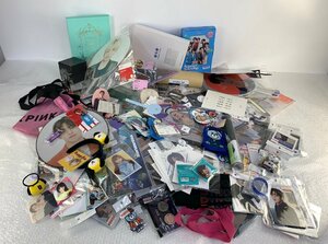 【中古・ジャンク品】BIGBANG BTS IZ*ONE T×T ENHYPEN ikon セブチ ぬいぐるみ フォト うちわ 等 グッズ まとめ売り【未検品】°°