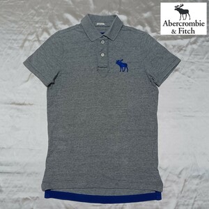 【Abercrombie＆Fitch】アバクロの刺繍ロゴポロシャツ(グレー)