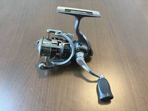 ダイワ 12イグジスト 2004H カスタム品 1003仕様 DAIWA 12 EXIST スピニングリール 中古品