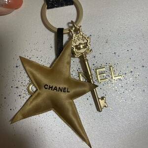 CHANEL ノベルティ キーホルダー スターandキー