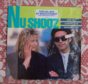 LP●NU SHOOZ/ARE YOU LOOKIN