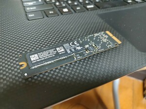 APPLE純正　ＳＳＤ２５６ＧＢ　