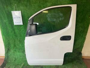 日産 NV200 フロント左ドア VME0 NO#D27 Nissan NV200 front left door VME0 