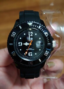 アイスウォッチ ICE-WATCH 腕時計 ICE forever スモール forever-000123 国内正規品　美品