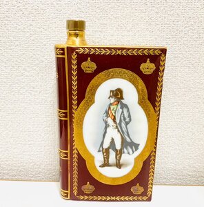 【N-4213】【未開栓 古酒】1円～ CAMUS カミュ NAPOLEON ナポレオン ブック 陶器ボトル レッド 総重量約1267g 度数記載なし 洋酒