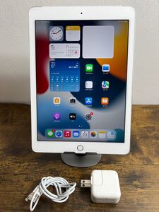 [美品]Apple iPad Air2/16GB/SIMフリー/Wi-Fi+Cellular/HW89