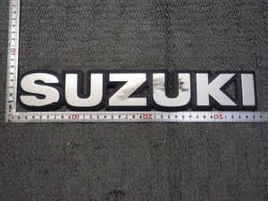 SUZUKI スズキ CARRY キャリィ キャリイ キャリー DA52T DA62T DA65T DA63T DA52 DA62 DA63 DA65　純正 フロント SUZUKI スズキ エンブレム