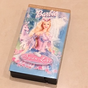 【輸入版】Barbie　スワンレイク　VHSビデオテープ　Swan lake　バービー