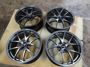 BBS RI-A 18インチ 8.5j 112 et45 ゴルフ A3 S3 RS3 TT など