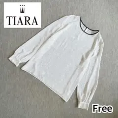 （最終値下げ）TIARAブラウス☆1度着用