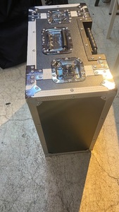 u49043　中古　4U ラックケース　キャスター付き