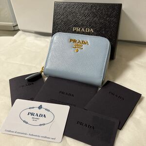 【ほぼ未使用品・美品】PRADA プラダ コインケース カードケース ミニ財布 サフィアーノ レザー 水色 金金具 付属品付き シリアルあり