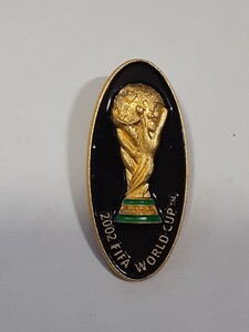 2002 FIFA ワールドカップ　トロフィー　ピンバッジ　①