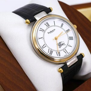 ◆希少 稼働 BURBERRY 腕時計 純正レザーベルト 新品電池 ボーイズ g
