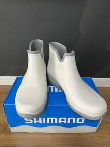 美品　シマノ SHIMANO FB-091K イヴェアーマリーンフィッシング ブーツ ホワイト サイズ JP/LL（26.5から27cm）