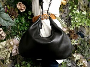 ●超美品●GUCCI グッチ●カーフ レザー 本革●ワンショルダー バッグ●黒●シルバー金具●イタリア製●斜め掛け●収納 かばん●Js50950